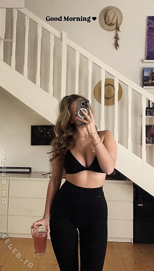 Filippavaneijk Nude Leaked Photo #58