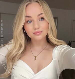 Fiona Kaiser Nude Leaked Photo #2