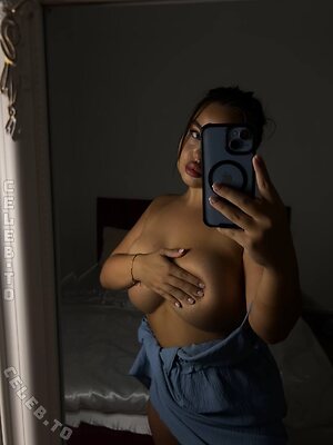 Fionachen Nude Leaked Photo #19