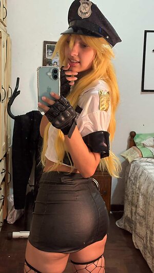 fiore.cosplay Nude Leaked Photo #2