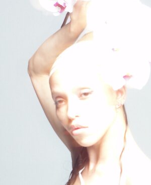 FKA Twigs Nude Leaked Photo #12