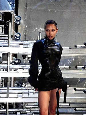 FKA Twigs Nude Leaked Photo #37