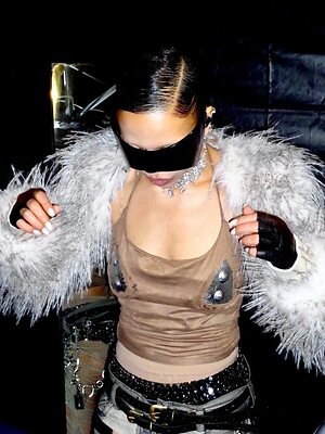 FKA Twigs Nude Leaked Photo #38