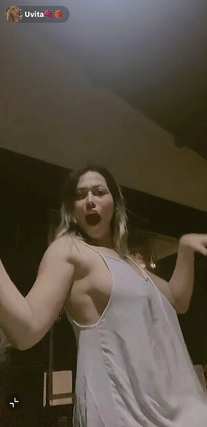 Flashing Nude Leaked Photo #16