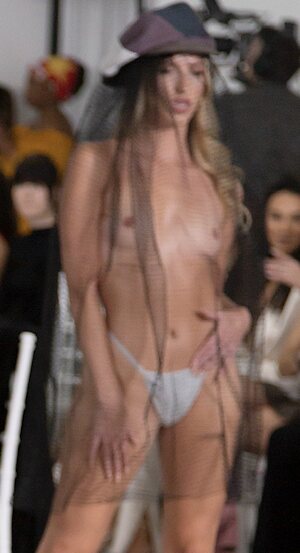 Fleur Verschuuren leaked photo #4