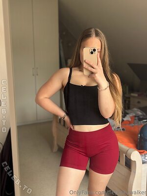 FleurSkywalker Nude Leaked Photo #59