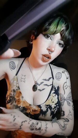 FlodaASMR leaked photo #6