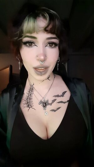 FlodaASMR leaked photo #23