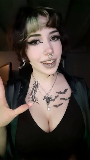 FlodaASMR leaked photo #26