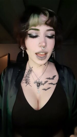 FlodaASMR leaked photo #30