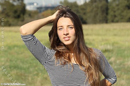 Flora Nude Leaked Photo #241