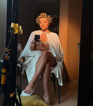 Florence Pugh collection