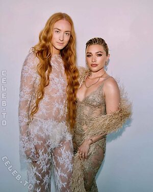 Florence Pugh leaked photo #35