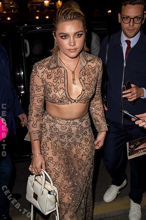 Florence Pugh Nude Leaked Photo #73