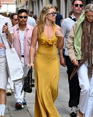 Florence Pugh leaked photo #87