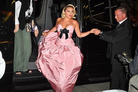 Florence Pugh leaked photo #344