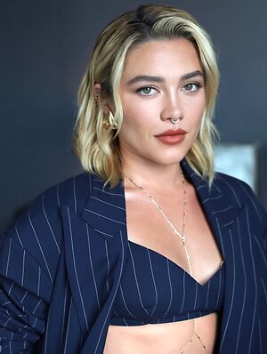 Florence Pugh leaked photo #352