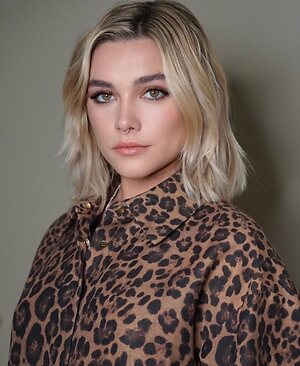 Florence Pugh leaked photo #386