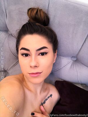 Foodiewithabooty2 Nude Leaked Photo #338
