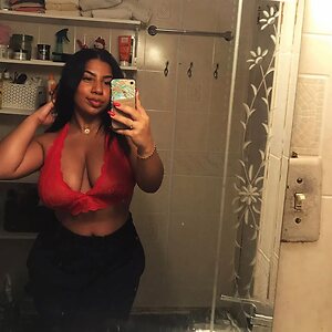 Forevercurlybri Nude Leaked Photo #20