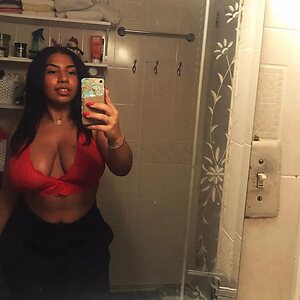 Forevercurlybri Nude Leaked Photo #21
