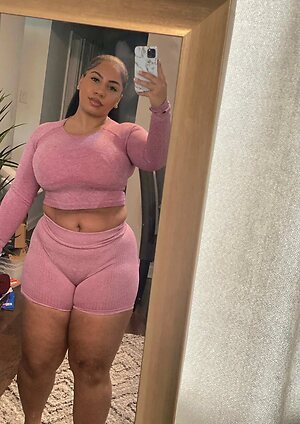 Forevercurlybri Nude Leaked Photo #31