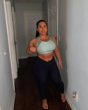 Forevercurlybri Nude Leaked Photo #35