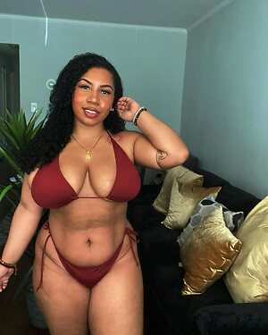 Forevercurlybri Nude Leaked Photo #39