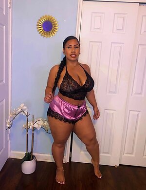 Forevercurlybri Nude Leaked Photo #52