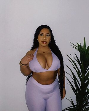 Forevercurlybri Nude Leaked Photo #53