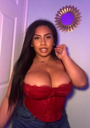 Forevercurlybri Nude Leaked Photo #55