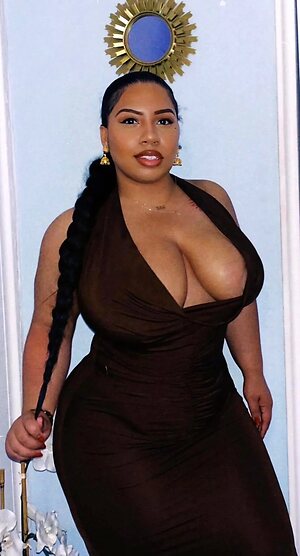 Forevercurlybri Nude Leaked Photo #64