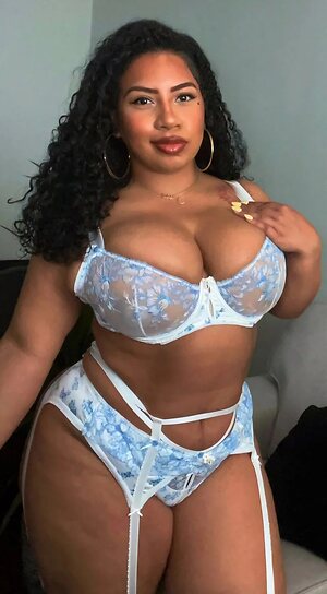 Forevercurlybri Nude Leaked Photo #69