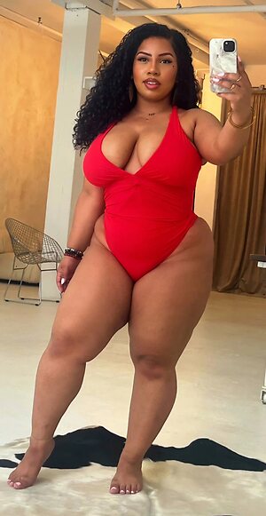 Forevercurlybri Nude Leaked Photo #73
