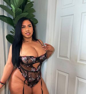Forevercurlybri Nude Leaked Photo #79
