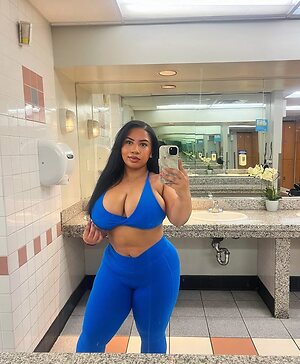 Forevercurlybri Nude Leaked Photo #82