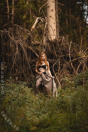 Foxydirndl leaked photo #11