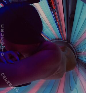 foxyone.offiziell Nude Leaked Photo #2