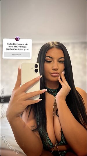 foxyone.offziell Nude Leaked Photo #45