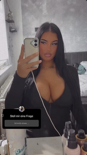 foxyone.offziell Nude Leaked Photo #82