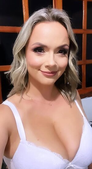 Fran V. leaked photo #65