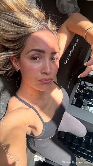 Frankie Bridge Nude Leaked Photo #14