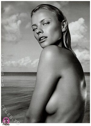 Franziska Knuppe Nude Leaked Photo #32