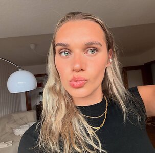 Franziska Schuster🇩🇪 leaked photo #4