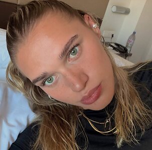 Franziska Schuster🇩🇪 leaked photo #7