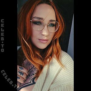 Frau Kopf Nude Leaked Photo #15