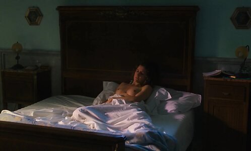 French celebs born before 1985 leaked photo #51