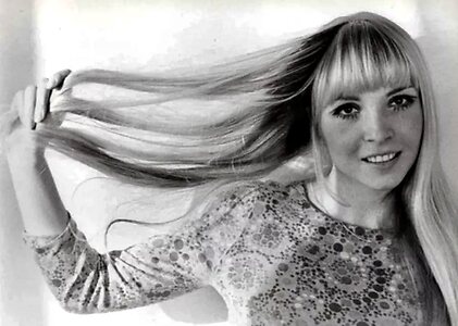 French celebs born before 1985 leaked photo #88