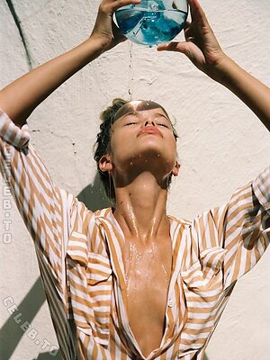 Frida Aasen Nude Leaked Photo #5