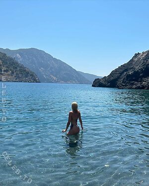 Frida Fischer Nude Leaked Photo #4